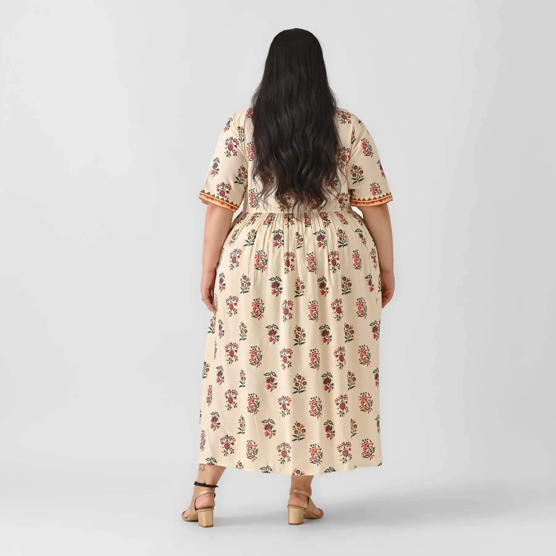 Cream Rayon Shell V-Neck Gathered Maxi Dress (Plus)