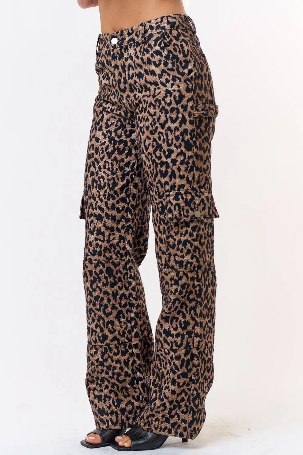 Leopard  Print Cargo  Pants