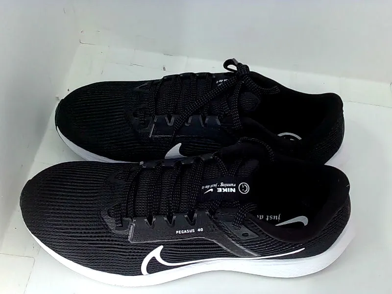 Nike Pegasus 40 Men's Running Shoes Size 11.5 Pair of Shoes